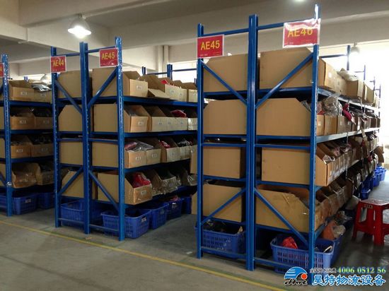 电商仓库货架